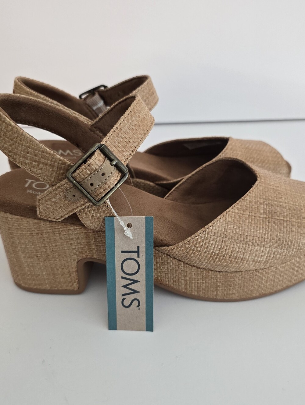 TOMS Isla Tan Raffia Platform Peep Toe Sandals